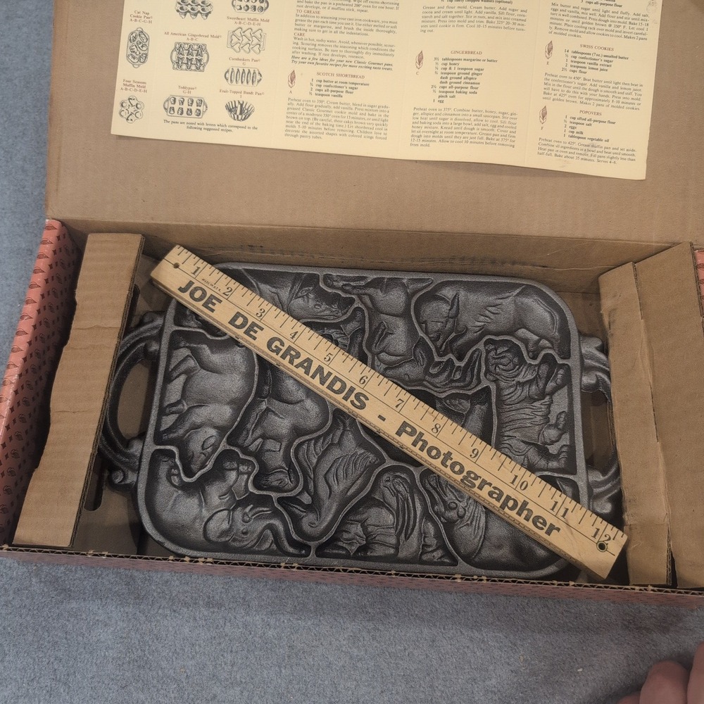 John Wright Classic Gourmet Animal Puzzlemold Cast Iron Baking Pan 73-002 USA - Picture 6 of 6